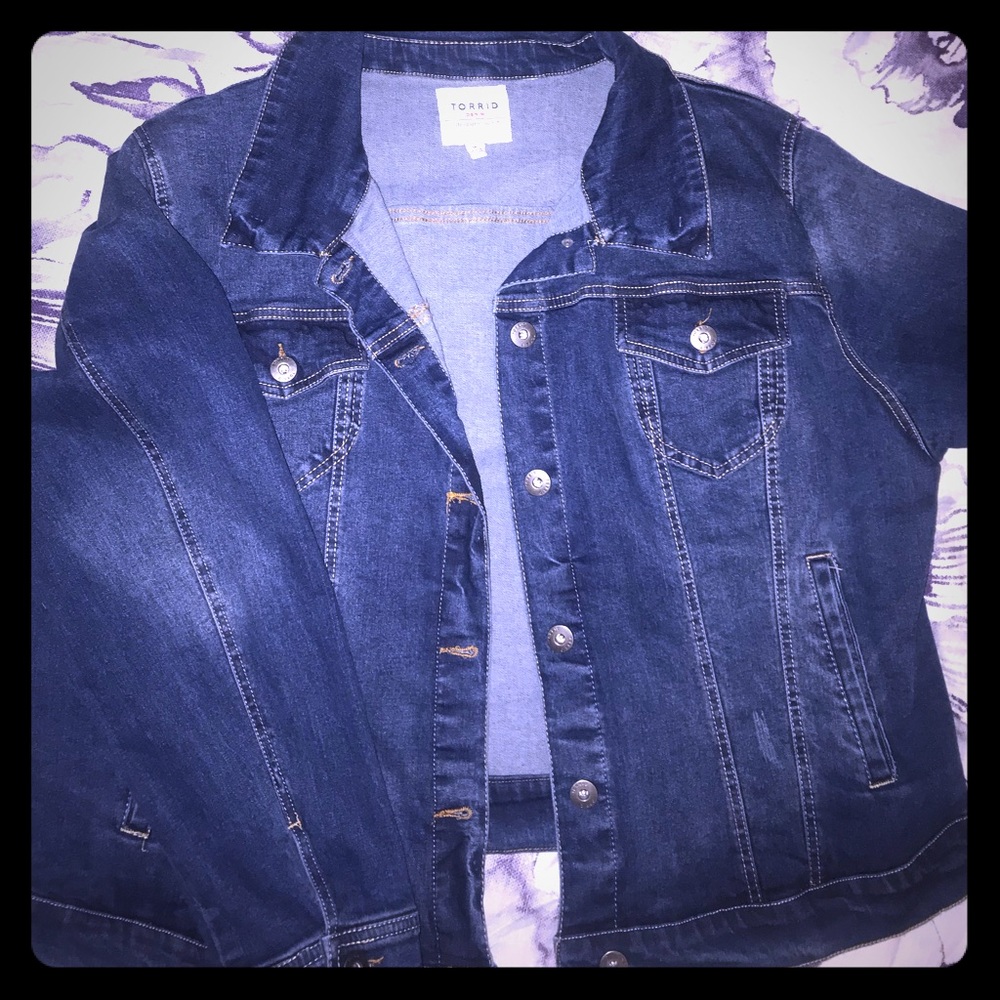 Torrid Stretchy Jean Jacket Never Worn Size 3